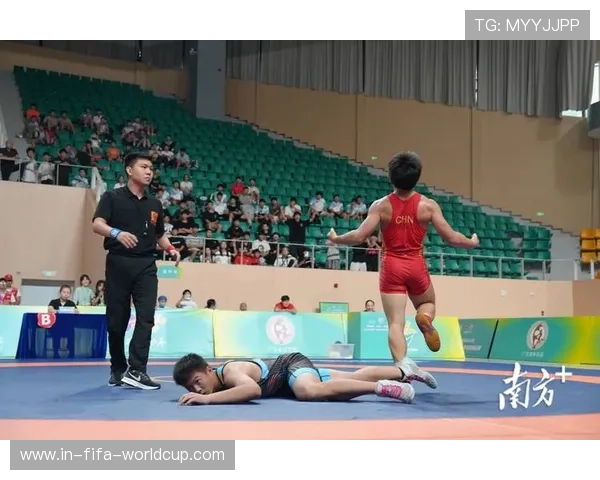 摔跤锦标赛精彩直播全程回顾劲爆对决瞬间呈现